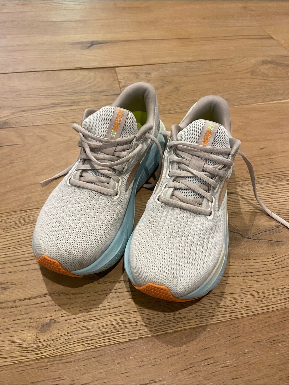 Brooks Women's Glycerin 21 Running Shoes size 8